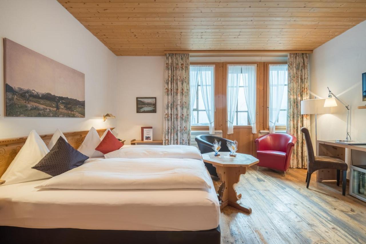 Schweizerhaus Swiss Quality Hotel Maloja Eksteriør billede