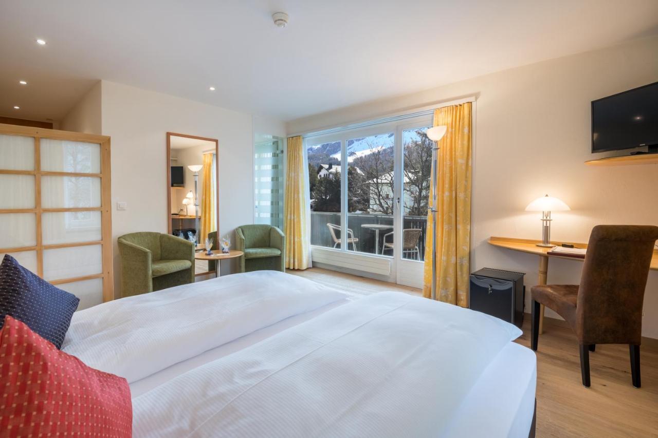 Schweizerhaus Swiss Quality Hotel Maloja Eksteriør billede