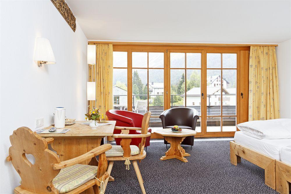 Schweizerhaus Swiss Quality Hotel Maloja Eksteriør billede