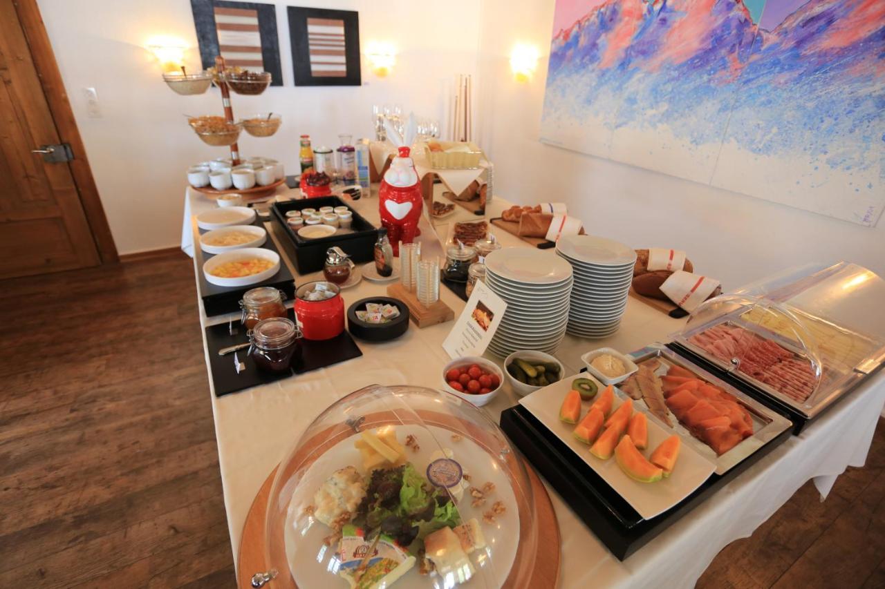 Schweizerhaus Swiss Quality Hotel Maloja Eksteriør billede